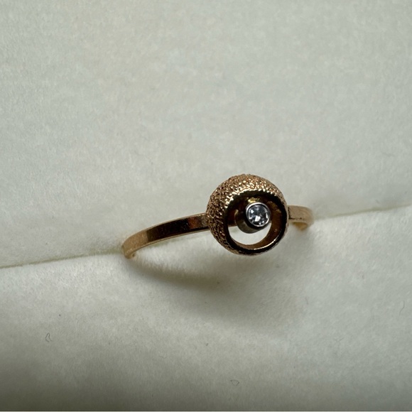 14k Yellow Gold Abstract Round Textured Diamond Ring Size 5.75 European 585